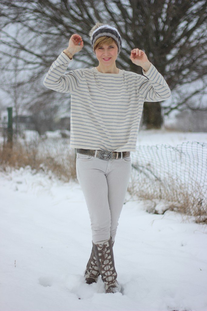 Winterlook mit Pepe Jeans und warmen Winterpulli.