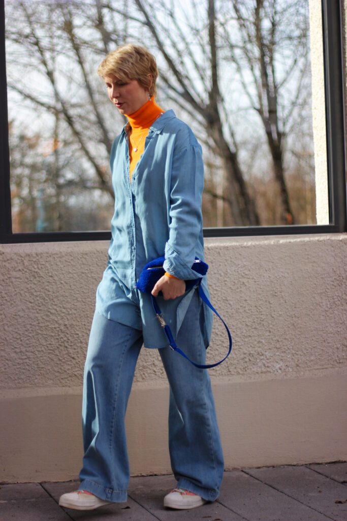 conny doll lifestyle: Jeans-Trend für den Übergang: Leichtigkeit in blau